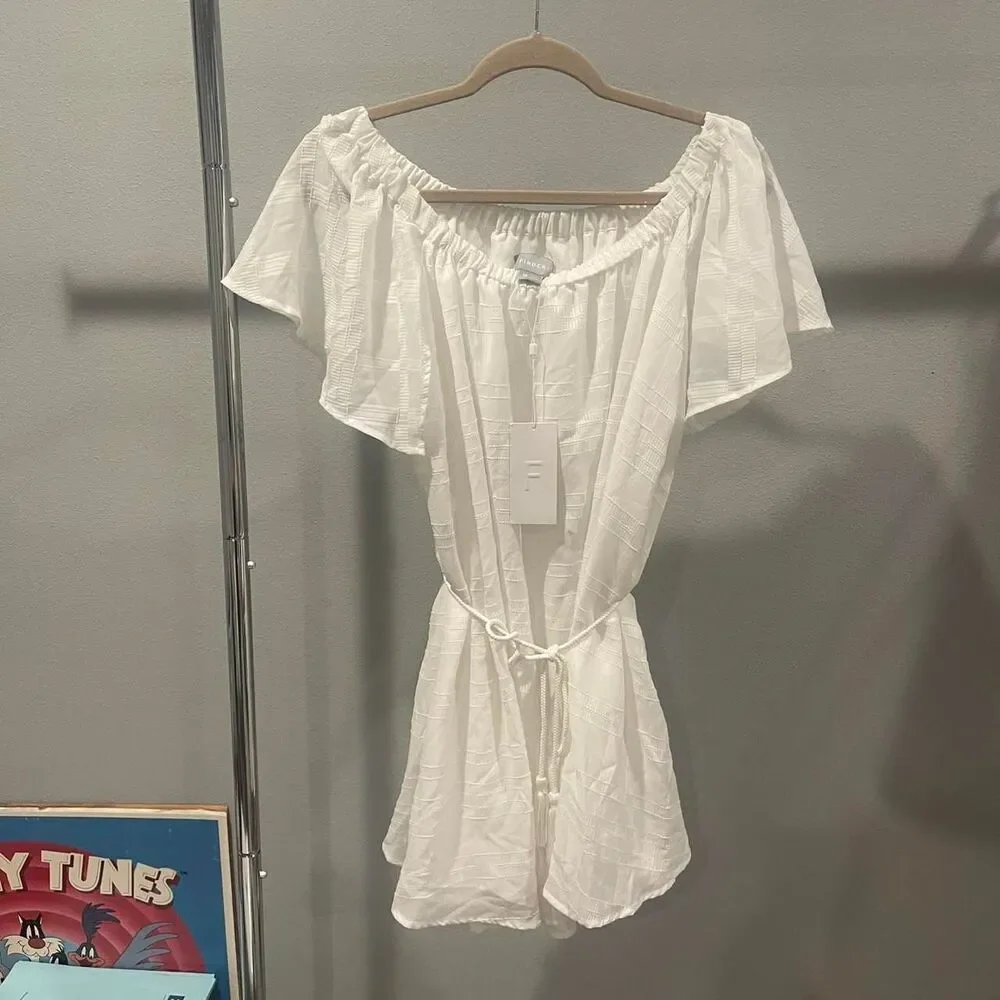 Finders keepers Women's White Dress - Picture 2 of 5